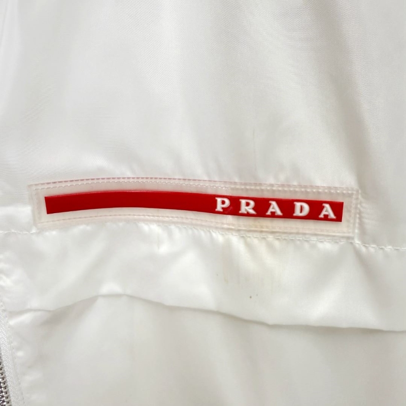 Pra*a outwear